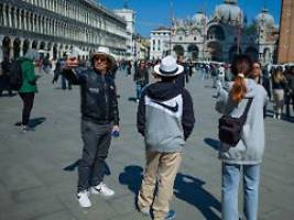 Tagesbesucher müssen zahlen: Eintrittsgeld beschert Venedig mehr als fünf Millionen Euro